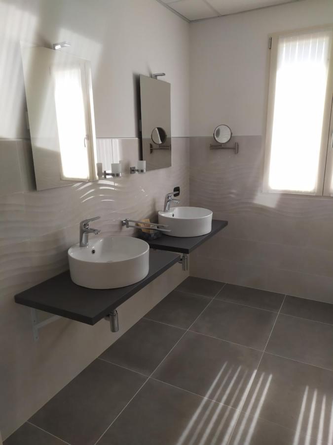 Garda Diamant Bed and Breakfast Ντεζεντσάνο ντελ Γκάρντα Εξωτερικό φωτογραφία