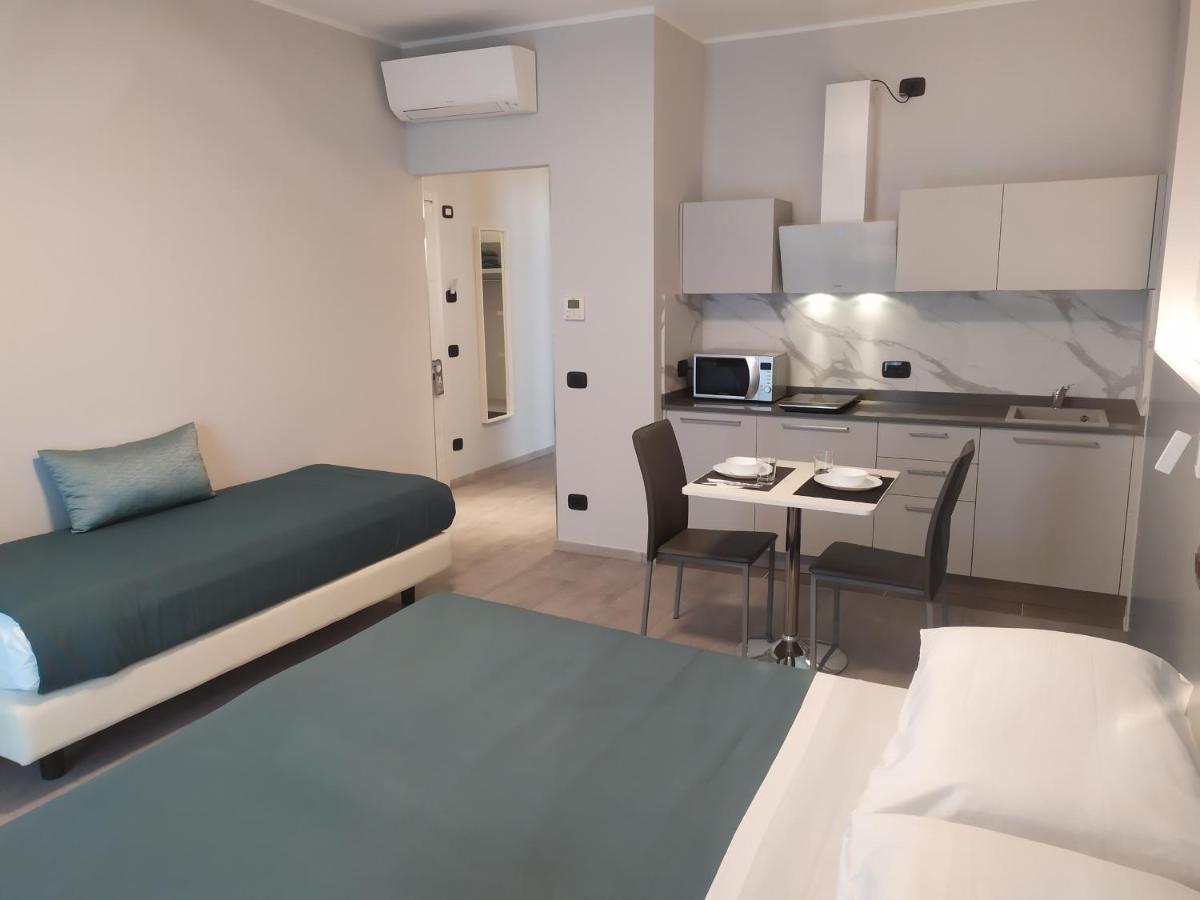 Garda Diamant Bed and Breakfast Ντεζεντσάνο ντελ Γκάρντα Εξωτερικό φωτογραφία
