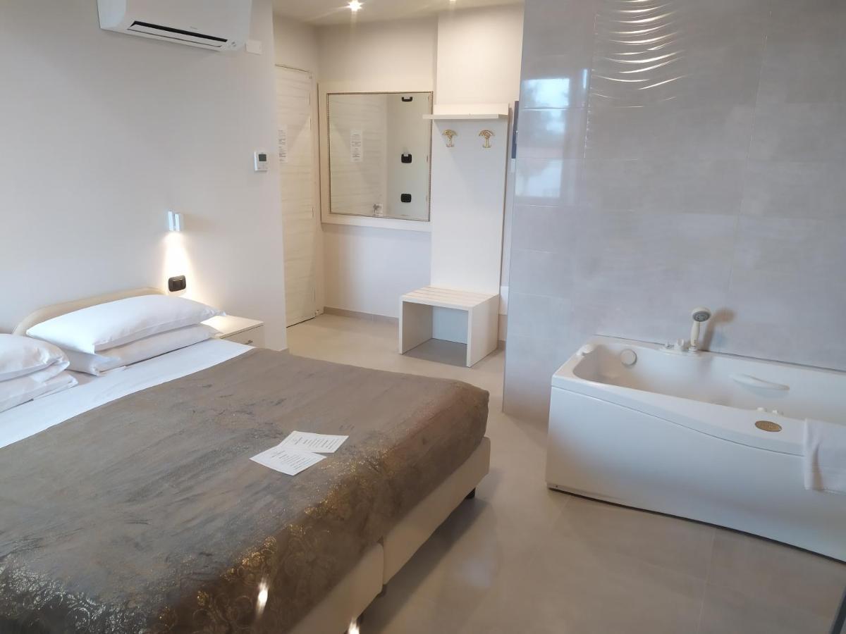 Garda Diamant Bed and Breakfast Ντεζεντσάνο ντελ Γκάρντα Εξωτερικό φωτογραφία