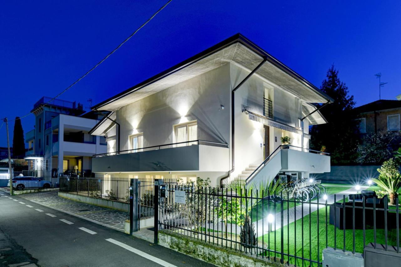 Garda Diamant Bed and Breakfast Ντεζεντσάνο ντελ Γκάρντα Εξωτερικό φωτογραφία