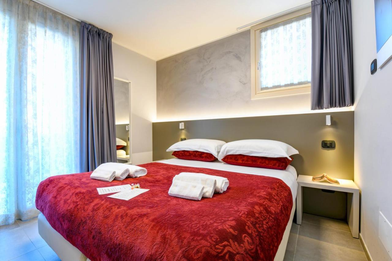 Garda Diamant Bed and Breakfast Ντεζεντσάνο ντελ Γκάρντα Εξωτερικό φωτογραφία